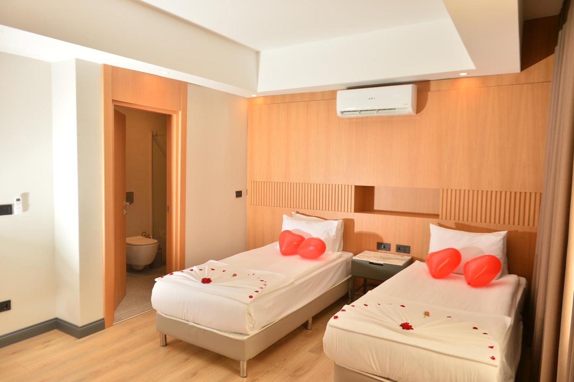 Miarosa Kemer Beach Exterior photo